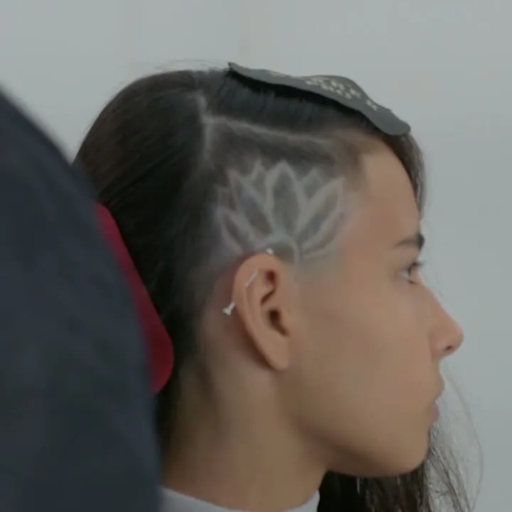 Hair tattoo de flor na lateral, Aula 05